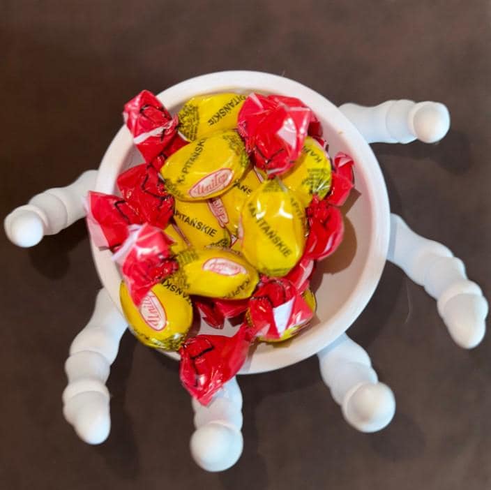 Skeletthand Candy Bowl STL – 3D Druckbare Halloween Süßigkeitenschale