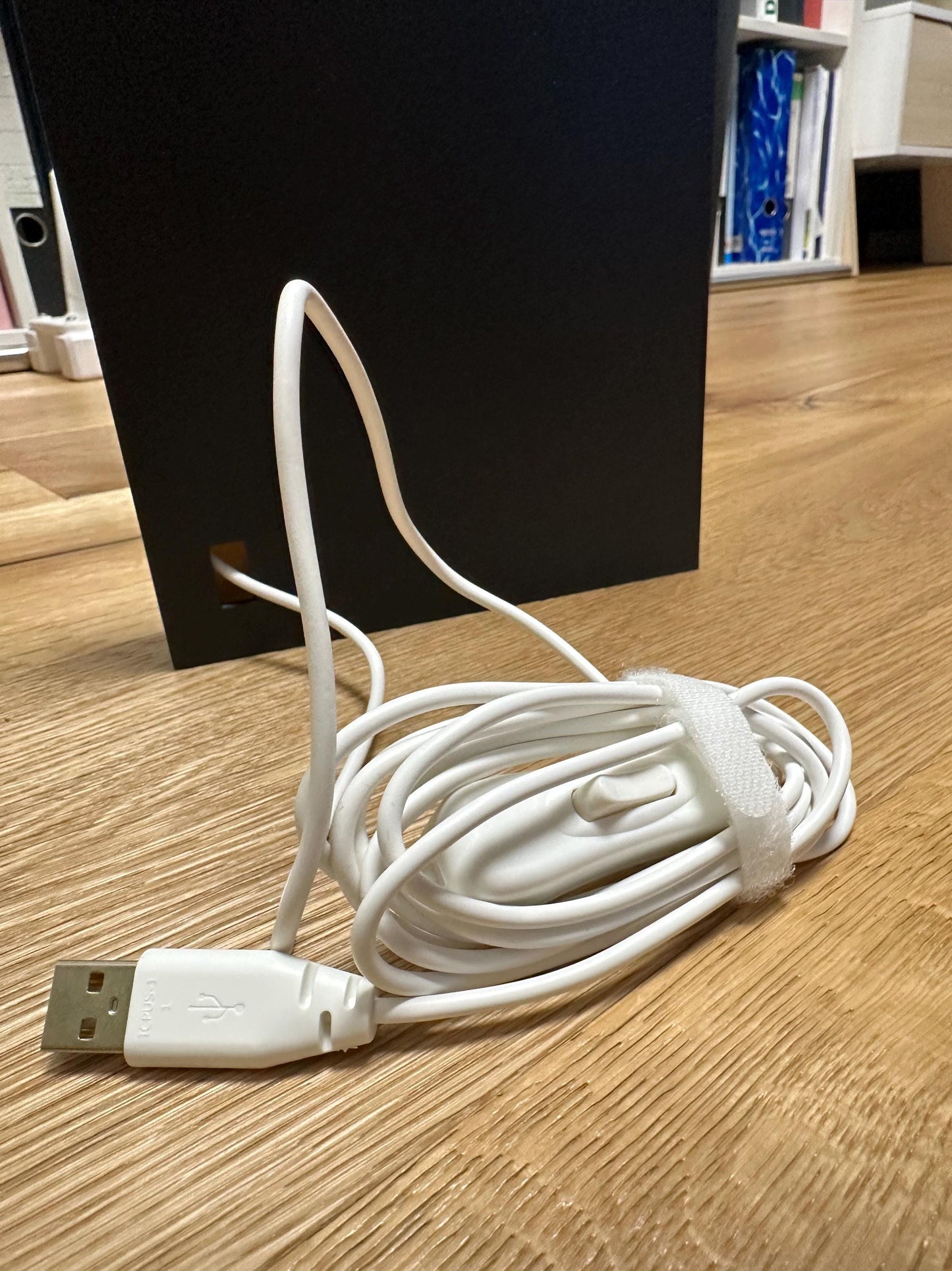 3D Printed Lithophane Lamp with LED & USB Cable - Customizable Photo Light, Unique Home Decor or Gift