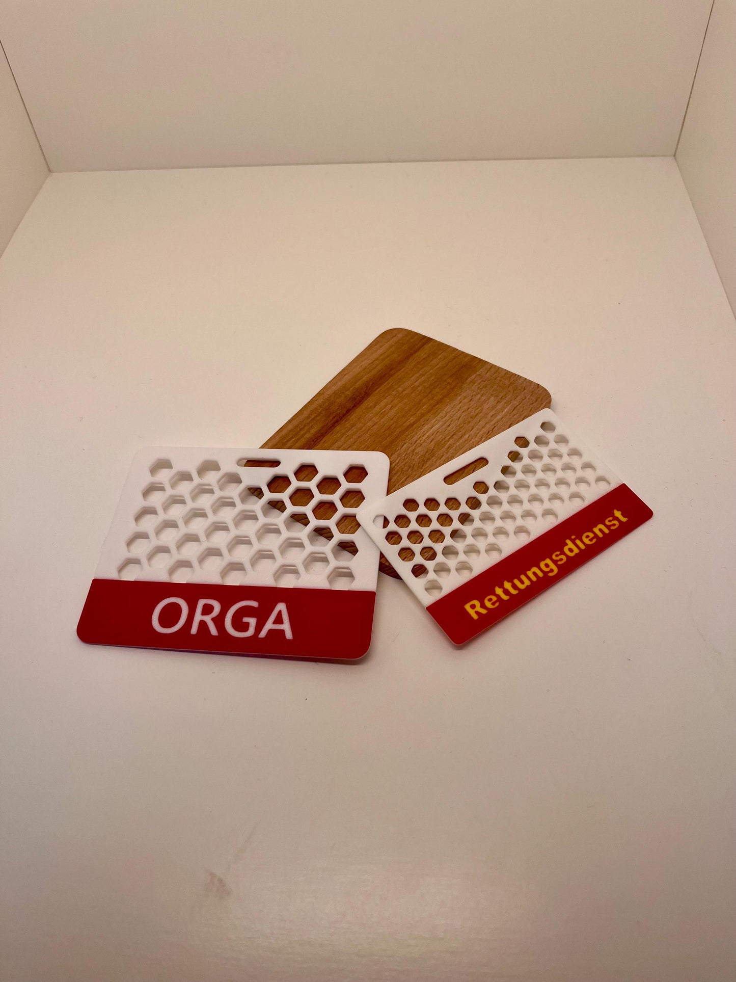 Customizable ID badge | Name badge with hexagon pattern &amp; large position indicator