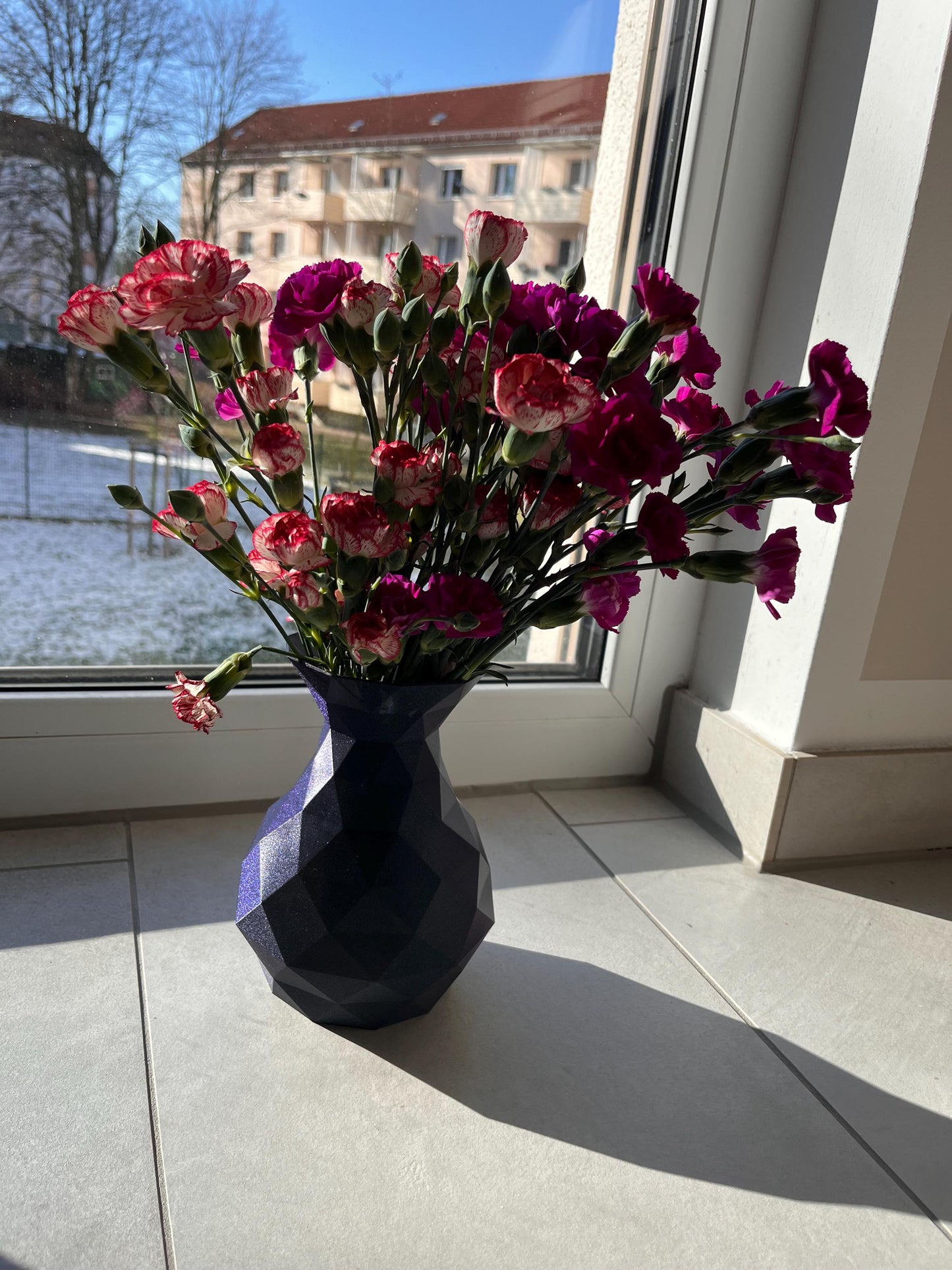 Polygon Vase STL File - 3D Printable Modern Geometric Design for Home Decor