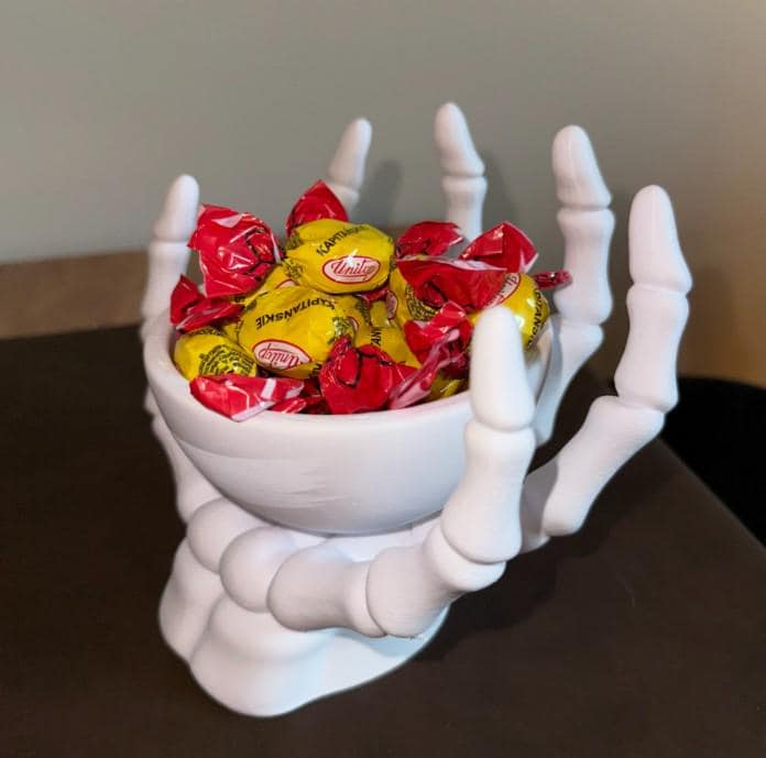 Skeletthand Candy Bowl STL – 3D Druckbare Halloween Süßigkeitenschale